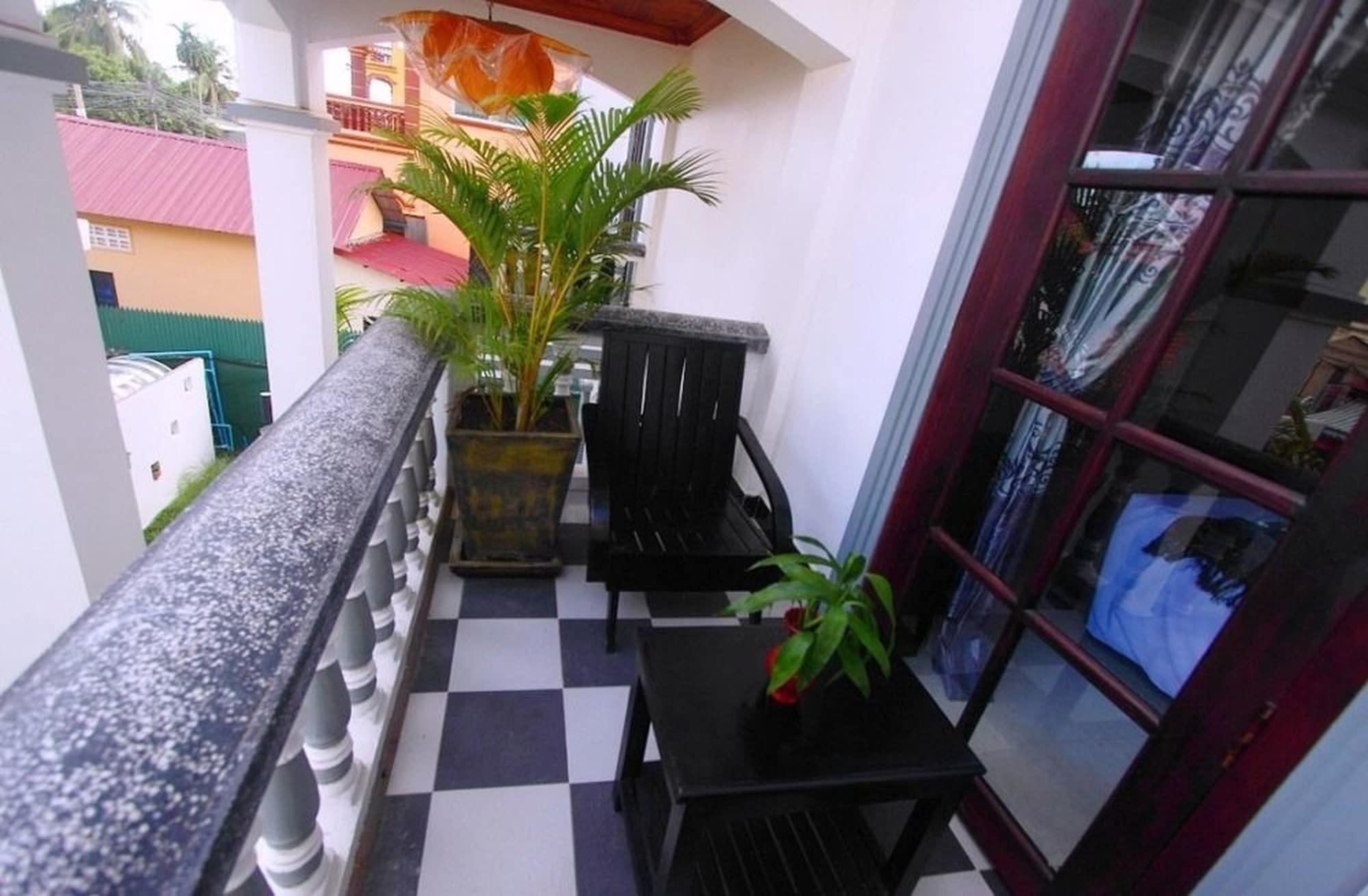 พาเรนท์ เฮอริเทจ อังกอร์ วิลลา Hotel เสียมราฐ ภายนอก รูปภาพ