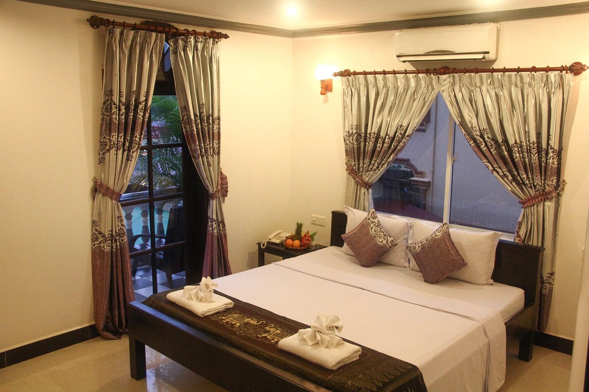 พาเรนท์ เฮอริเทจ อังกอร์ วิลลา Hotel เสียมราฐ ภายนอก รูปภาพ