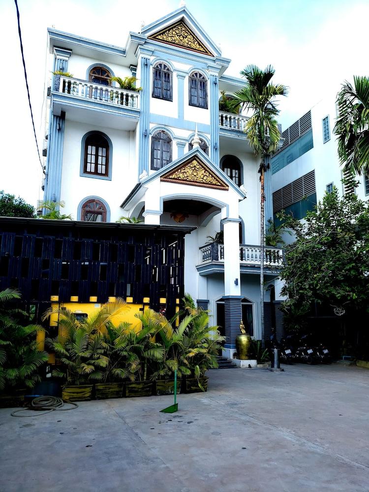 พาเรนท์ เฮอริเทจ อังกอร์ วิลลา Hotel เสียมราฐ ภายนอก รูปภาพ