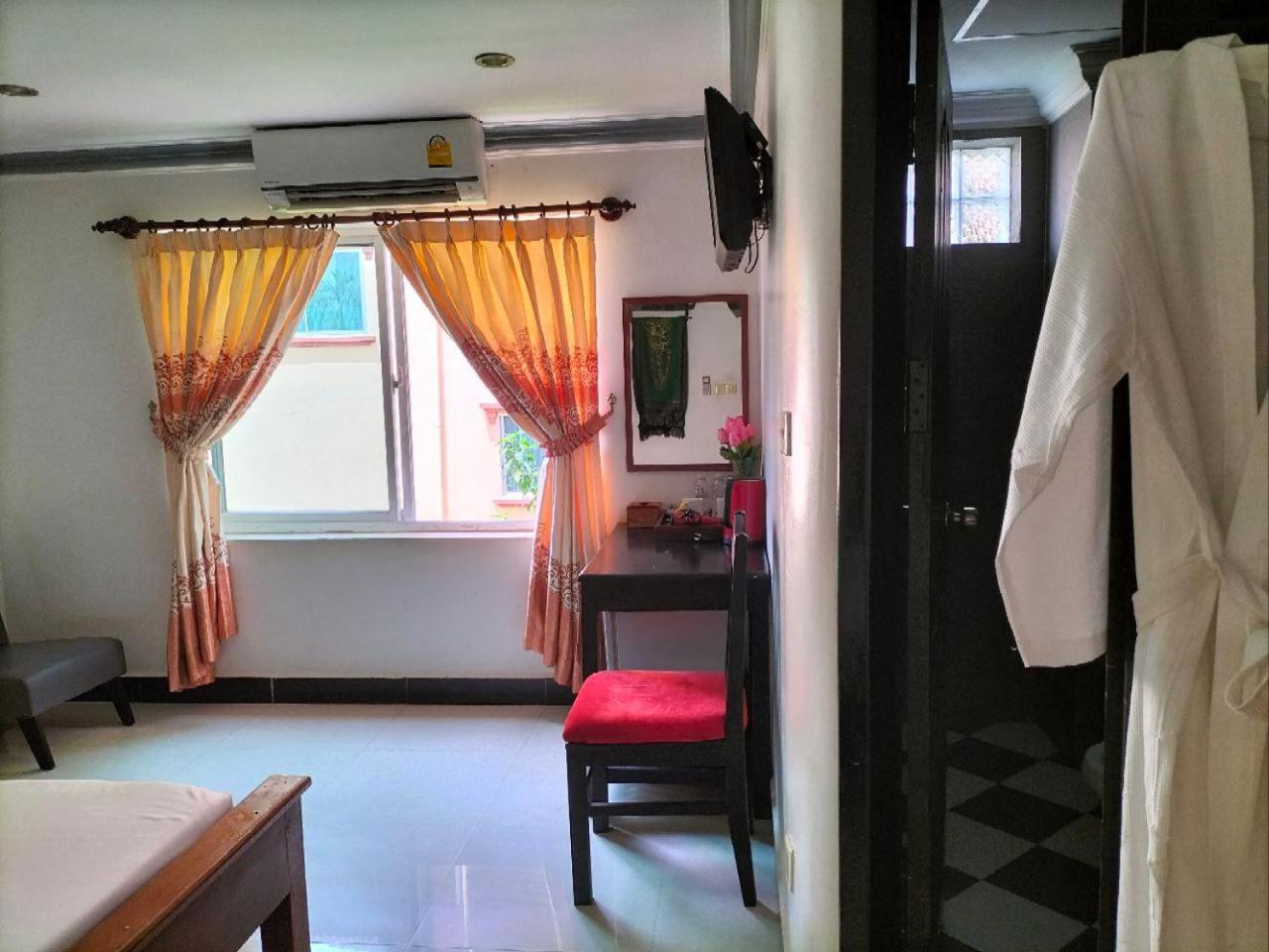 พาเรนท์ เฮอริเทจ อังกอร์ วิลลา Hotel เสียมราฐ ห้อง รูปภาพ