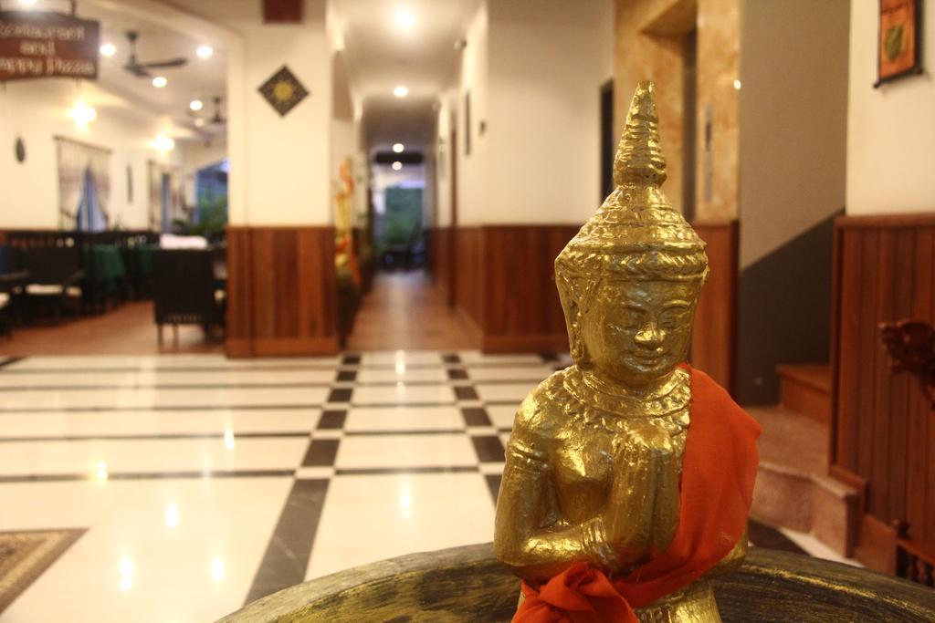 พาเรนท์ เฮอริเทจ อังกอร์ วิลลา Hotel เสียมราฐ ภายนอก รูปภาพ