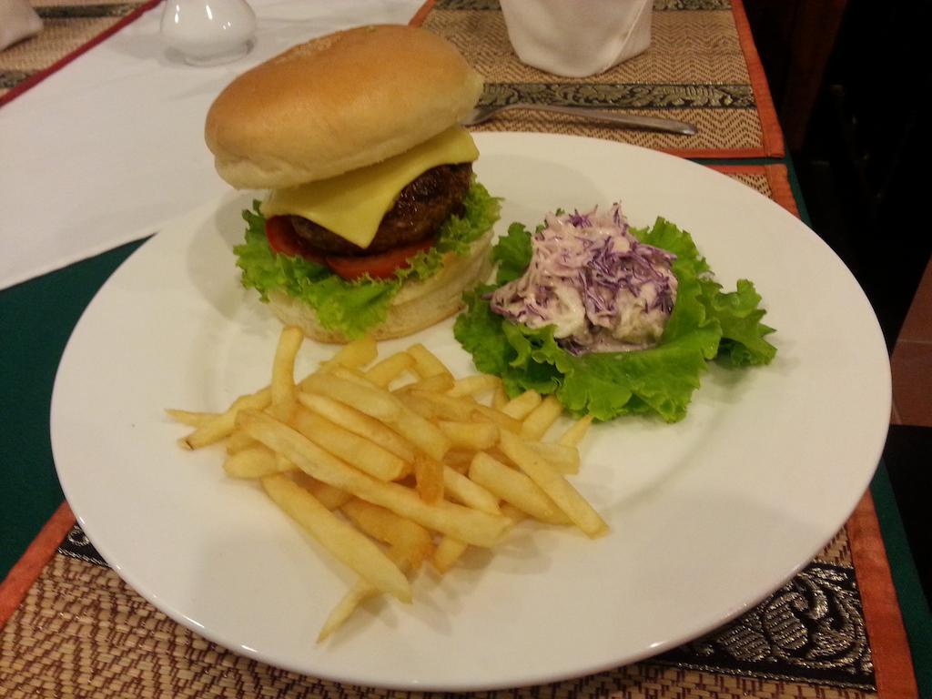 พาเรนท์ เฮอริเทจ อังกอร์ วิลลา Hotel เสียมราฐ ภายนอก รูปภาพ