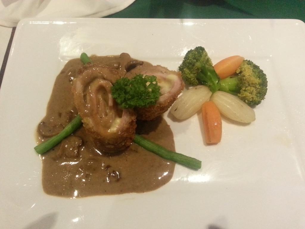 พาเรนท์ เฮอริเทจ อังกอร์ วิลลา Hotel เสียมราฐ ภายนอก รูปภาพ