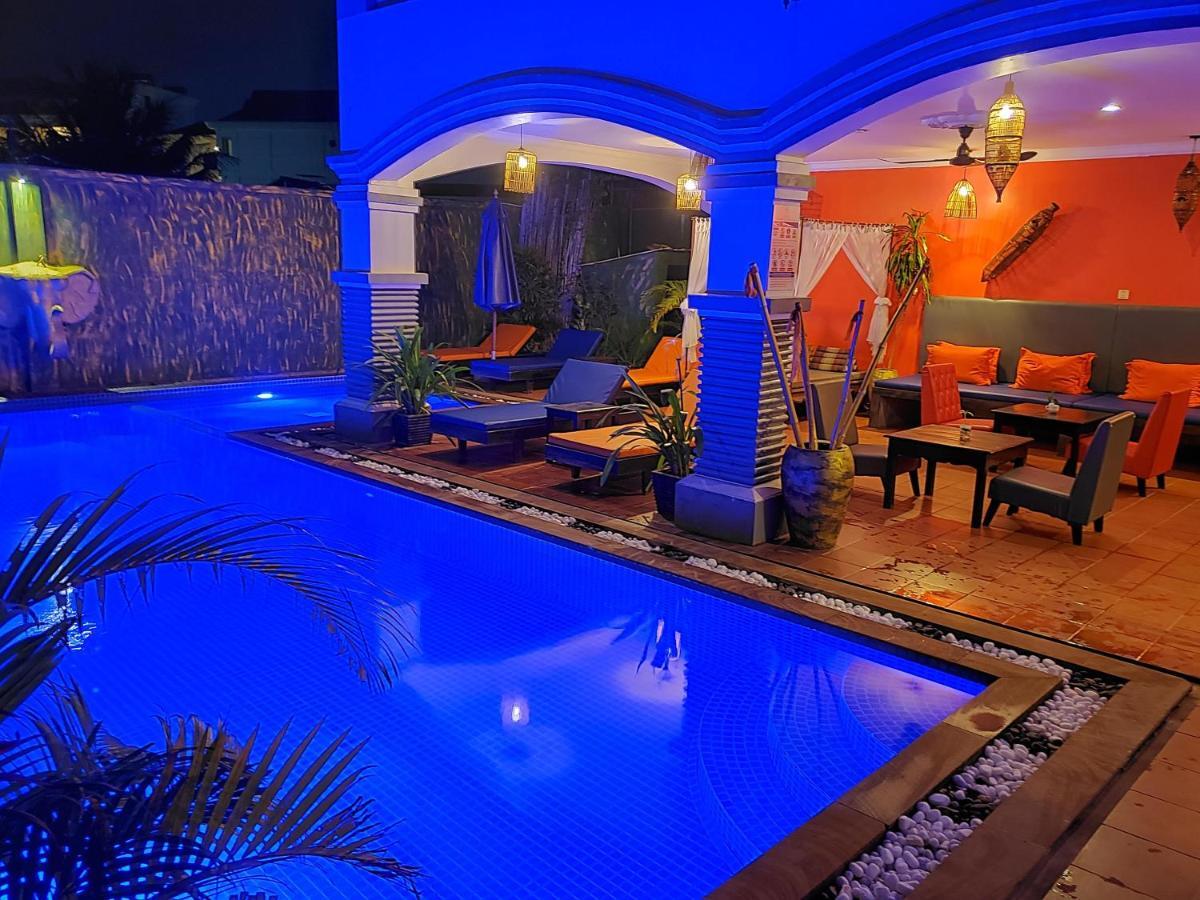 พาเรนท์ เฮอริเทจ อังกอร์ วิลลา Hotel เสียมราฐ ภายนอก รูปภาพ