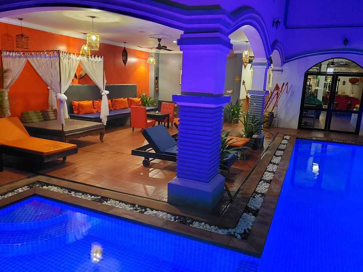 พาเรนท์ เฮอริเทจ อังกอร์ วิลลา Hotel เสียมราฐ ภายนอก รูปภาพ